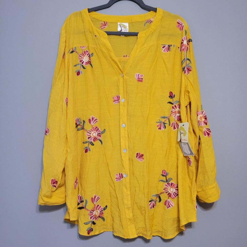 NWT Fig & Flower Womens 2XL Yellow Floral Embroidery Button Down Semi Sheer